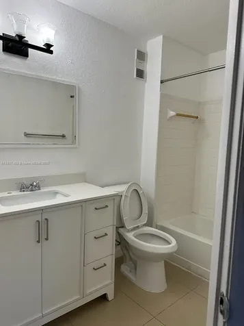 16851 NE 23rd Avenue North Miami Beach FL 33160