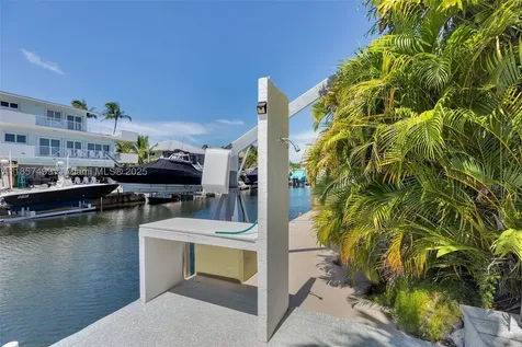 122 Court Contessa Islamorada FL 33036