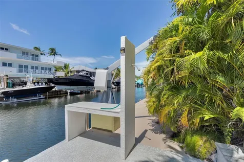 122 Court Contessa Islamorada FL 33036