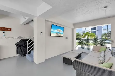 122 Court Contessa Islamorada FL 33036