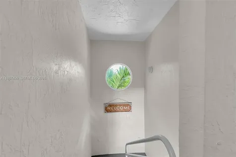 122 Court Contessa Islamorada FL 33036