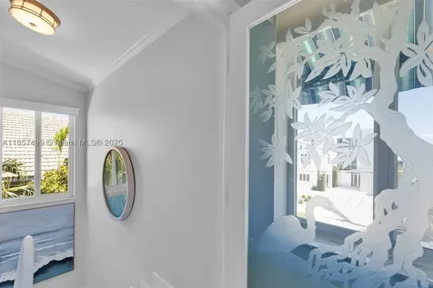 122 Court Contessa Islamorada FL 33036