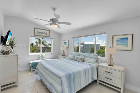 122 Court Contessa Islamorada FL 33036