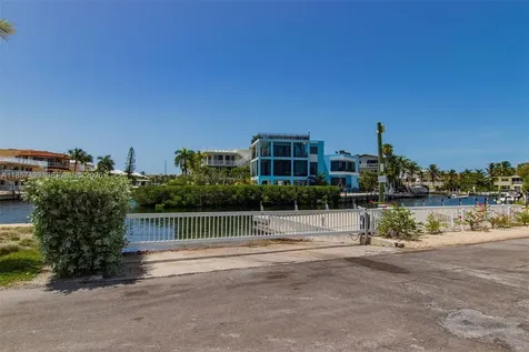 122 Court Contessa Islamorada FL 33036