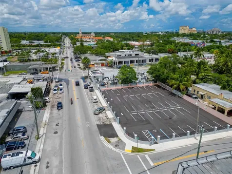 195 NW 71st Street Miami FL 33150