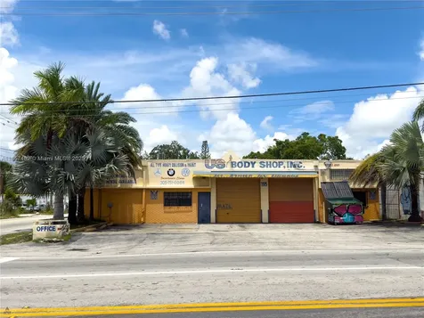 195 NW 71st Street Miami FL 33150