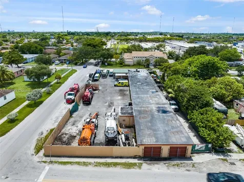 5801 Mayo Street Hollywood FL 33023