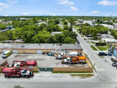 5801 Mayo Street Hollywood FL 33023