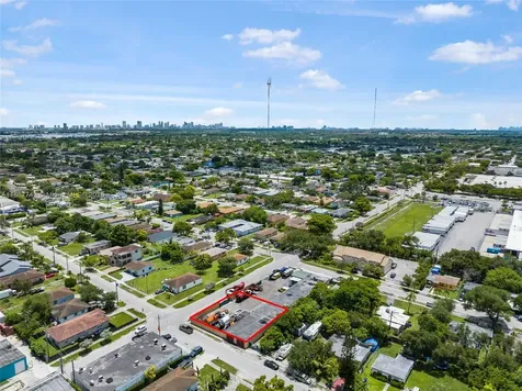5801 Mayo Street Hollywood FL 33023