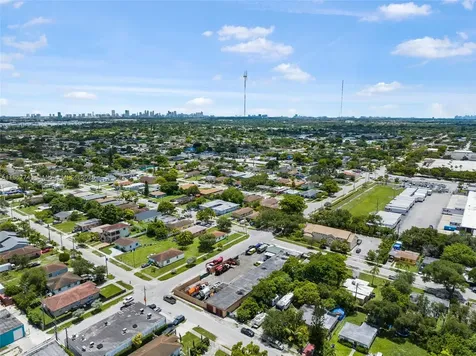 5801 Mayo Street Hollywood FL 33023