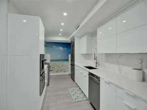 1155 Hillsboro Mile Hillsboro Beach FL 33062