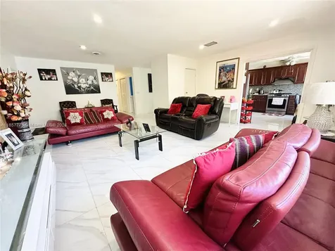 16101 SW 98th Court Miami FL 33157