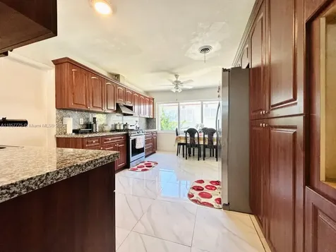 16101 SW 98th Court Miami FL 33157