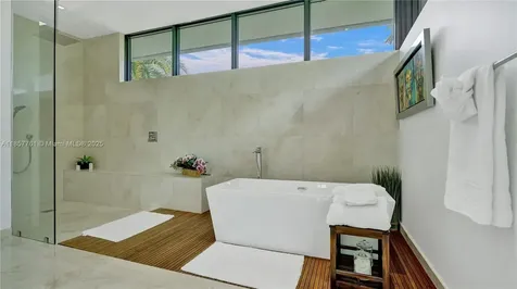 1651 Diplomat Parkway Hallandale Beach FL 33009