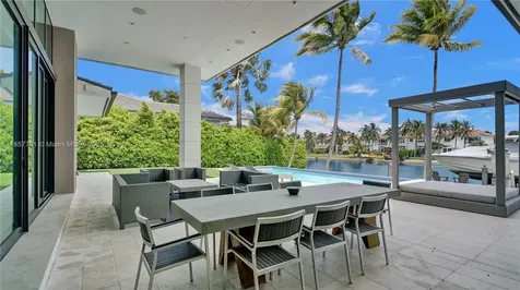 1651 Diplomat Parkway Hallandale Beach FL 33009