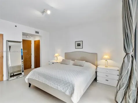 1060 Brickell Avenue Miami FL 33131