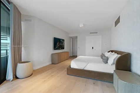 1000 Biscayne Boulevard Miami FL 33132