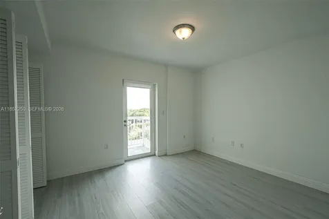 2740 SW 28th Terrace Miami FL 33133