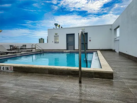 2740 SW 28th Terrace Miami FL 33133
