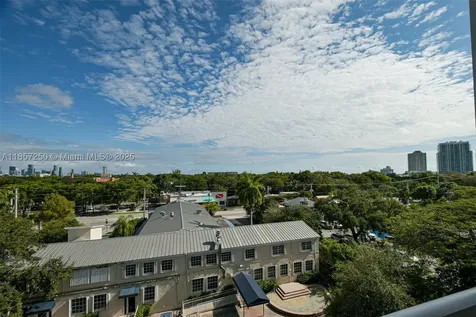 2740 SW 28th Terrace Miami FL 33133