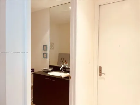 16001 Collins Avenue Sunny Isles Beach FL 33160