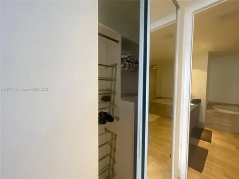 16001 Collins Avenue Sunny Isles Beach FL 33160