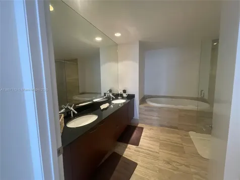 16001 Collins Avenue Sunny Isles Beach FL 33160
