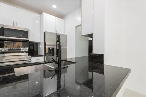939 NE 42nd Terrace Homestead FL 33033