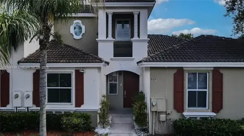 939 NE 42nd Terrace Homestead FL 33033
