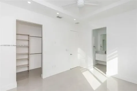 939 NE 42nd Terrace Homestead FL 33033