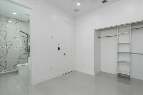 939 NE 42nd Terrace Homestead FL 33033