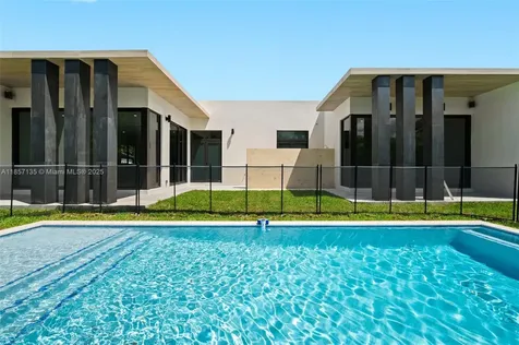 2940 SW 63rd Avenue Miami FL 33155