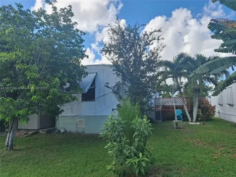 35303 SW 180th Avenue Lot 312 Homestead FL 33034