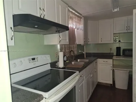 35303 SW 180th Avenue Lot 312 Homestead FL 33034