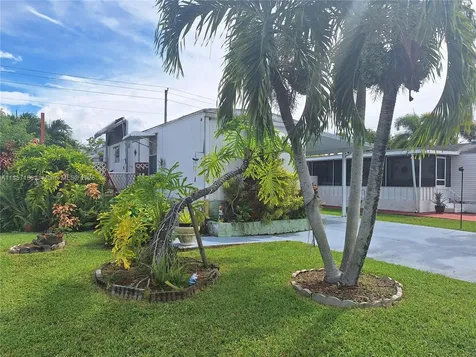 35303 SW 180th Avenue Lot 312 Homestead FL 33034