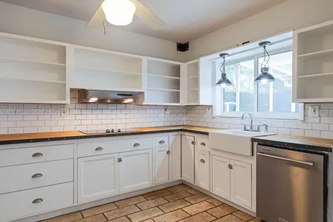 6501 SW 65th Street South Miami FL 33143