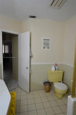 4673 NW 41st Place Lauderdale Lakes FL 33319