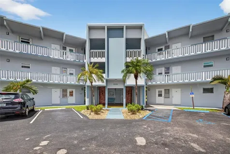 2200 Park Lane Hollywood FL 33021