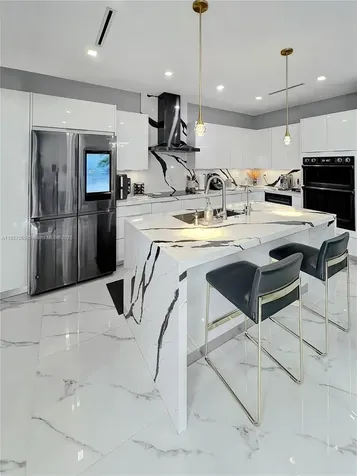 6504 NW 105th Place Doral FL 33178