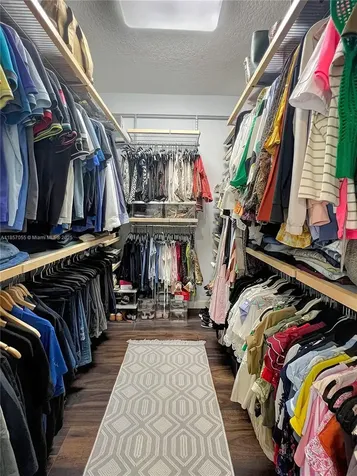 6504 NW 105th Place Doral FL 33178
