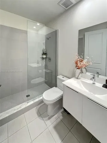 6504 NW 105th Place Doral FL 33178