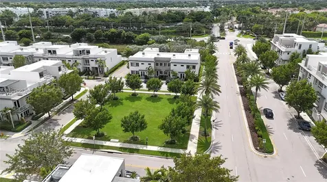 6504 NW 105th Place Doral FL 33178