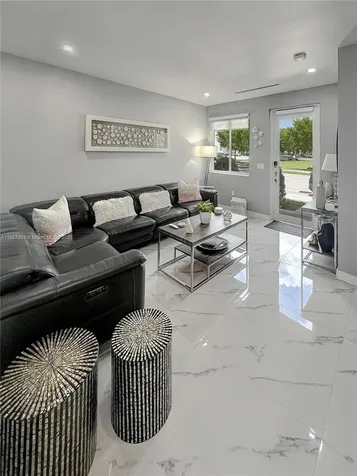 6504 NW 105th Place Doral FL 33178