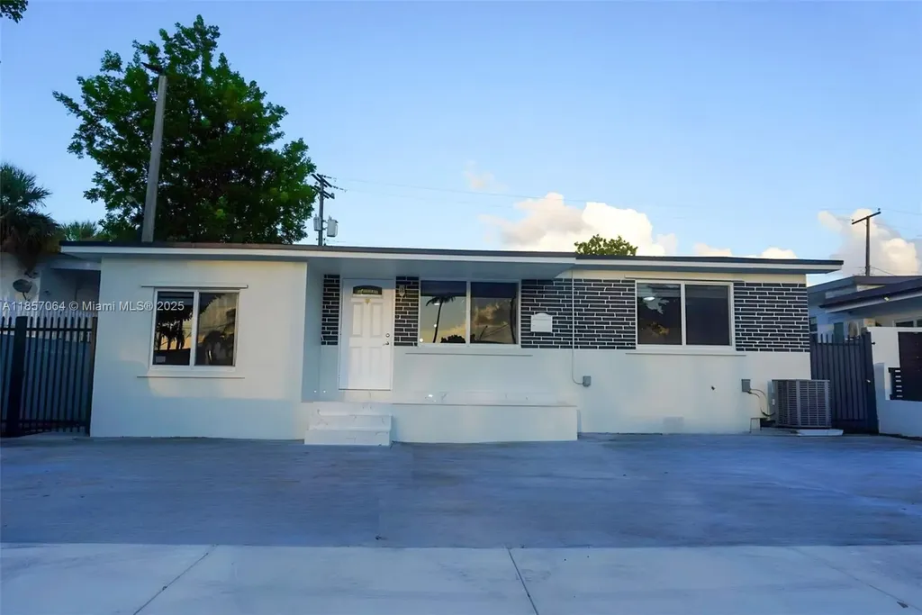 4851 E 8th Court Hialeah FL 33013