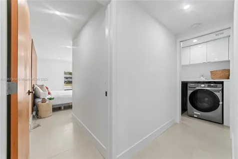 209 N 31st Avenue Hollywood FL 33021