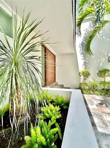 1090 NE 92nd Street Miami Shores FL 33138