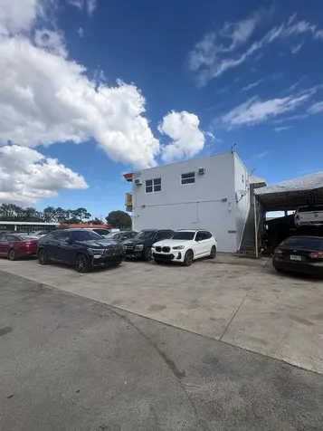 250 NE 44th Street Oakland Park FL 33334
