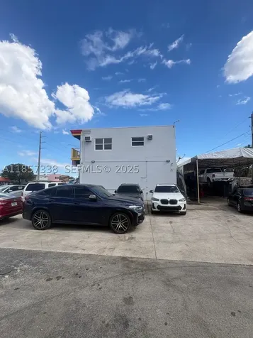 250 NE 44th Street Oakland Park FL 33334