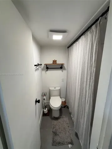3625 N Country Club Drive Aventura FL 33180