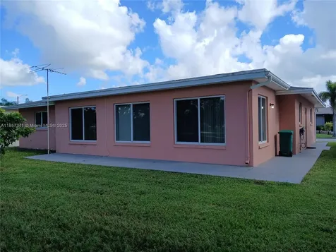 4507 NW 45th Street Tamarac FL 33319